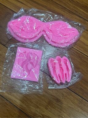 NWT Mujiang Dragon Fondant Molds Dragon Eyes Claws Skin Silicone Mold Set of 3